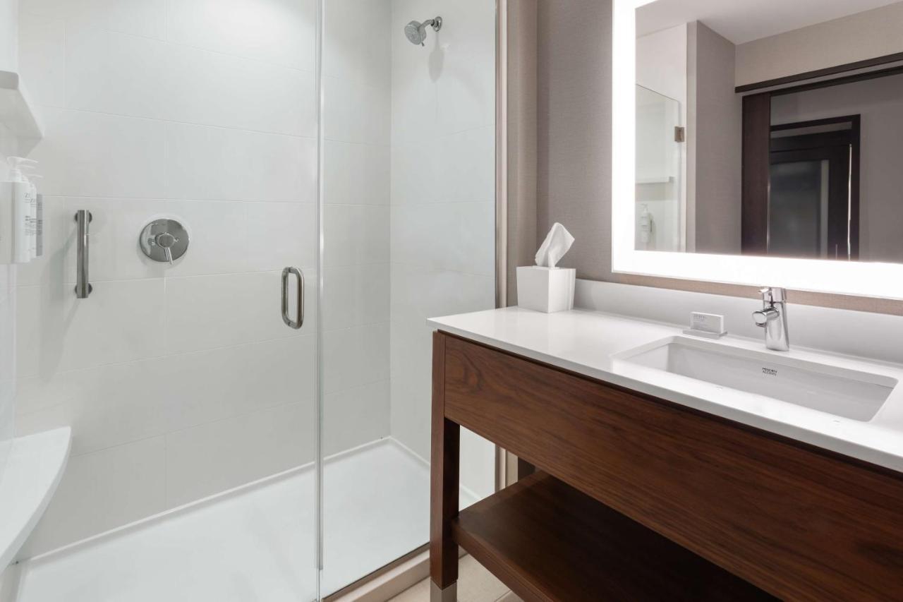 Hampton Inn By Hilton Nashville Airport Century Place Luaran gambar